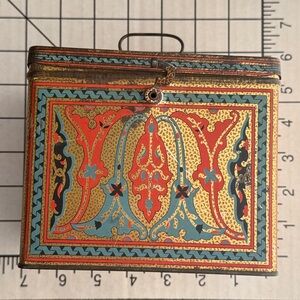 Antique Uneeda Biscuit Tin – National Biscuit Co. Lithographed Advertising Tin